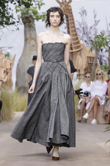 Colecţia haute-couture Dior toamnă-iarnă 2017-2018 (Foto: dior.com)