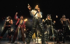 Administratorii averii lui Michael Jackson îi datorează 9,4 milioane de dolari lui Quincy Jones în drepturi de autor pentru hituri ca ”Thriller” şi ”Billie Jean”