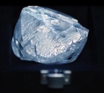 Un diamant de 910 carate, descoperit în Lesotho, s-a vândut la licitaţie pentru 40 de milioane de dolari - VIDEO