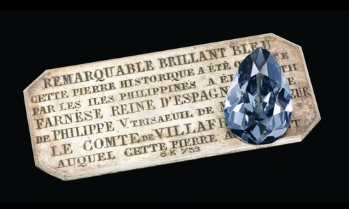 Un diamant albastru rar care ar fi făcut parte dintr-o coroană a reginei Maria Antoaneta, vândut cu 6,7 milioane de dolari  