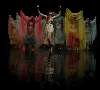 Florence and the Machine a lansat videoclipul unui nou single de pe cel de-al patrulea album de studio - VIDEO