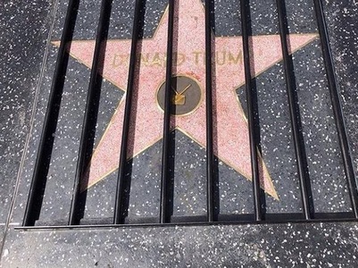 Steaua preşedintelui Donald Trump de pe Walk of Fame a fost din nou vandalizată