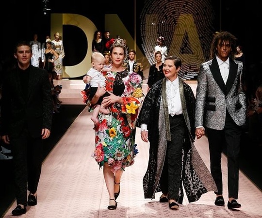 Familia Rossellini pentru D&G (Foto: Facebook)