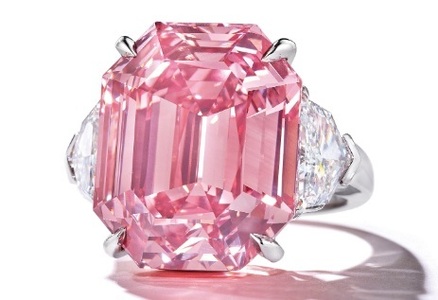 Diamantul "Pink Legacy" de 19 carate, pus în vânzare la o licitaţie în Geneva