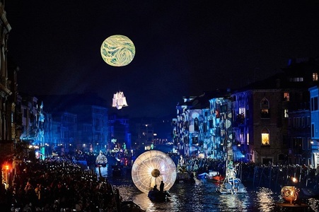 Carnavalul de la Veneţia, sub semnul Lunii - FOTO