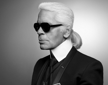 UPDATE -  Creatorul de modă Karl Lagerfeld a murit