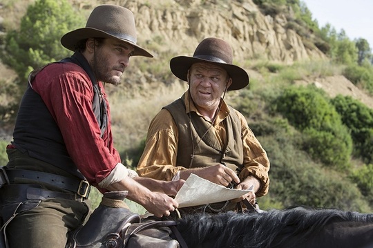 Joaquin Phoenix şi John C. Reilly