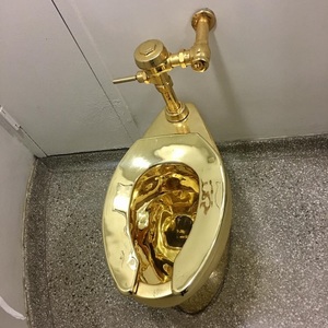 Vasul de toaletă din aur din Palatul Blenheim, locul de naştere al lui Winston Churchill, a fost furat