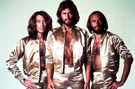 Un film biografic Bee Gees este pregătit de producătorul "Bohemian Rhapsody"