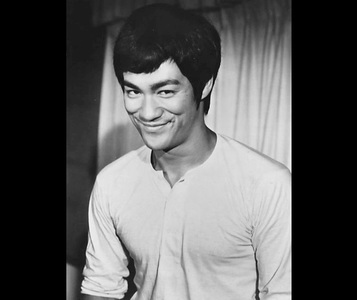 Fiica lui Bruce Lee a dat în judecată un cunoscut lanţ de restaurante pentru că a folosit fără permisiune imaginea actorului