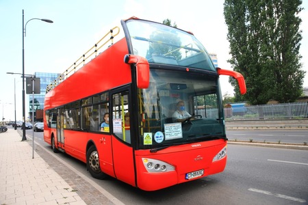 Constanţa: Autobuzele etajate vor intra pe traseu din 4 iulie. Preţul unei călătorii este şase lei
