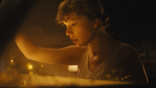 „Folklore” al lui Taylor Swift, cea mai bună săptămână de vânzări pentru un album din ultimul an

