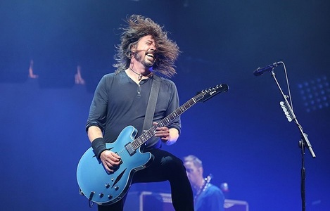 Trupa rock americană Foo Fighters, invitată la „Saturday Night Live”