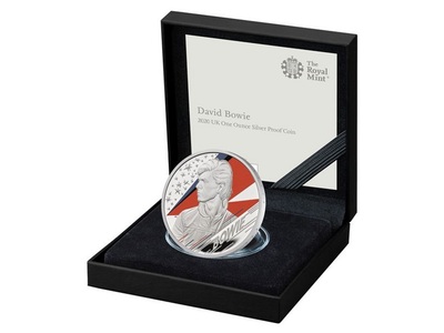 Royal Mint a lansat o monedă cu efigia lui David Bowie şi prima monedă britanică în spaţiu - VIDEO
