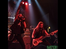 Solistul şi basistul Iced Earth au părăsit trupa după ce liderul Jon Schaffer a fost arestat pentru implicarea în incidentele de la Capitoliu