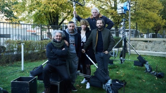 Cüneyt Kaya, Kida Khodr Ramadan, Angélique Kommer, Detlev Buck, Quirin Berg (Foto: WarnerMedia Germany)