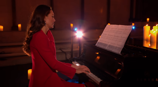 Ducesa de Cambridge a cântat la pian pentru prima dată în public în concertul de Crăciun de la Westminster Abbey - VIDEO
