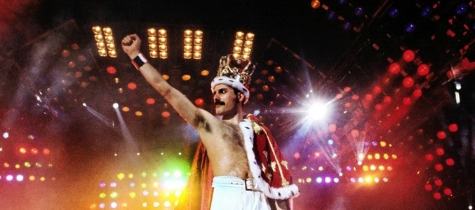 Versurile scrise de mână de Freddie Mercury pentru „Bohemian Rhapsody” sugerează că artistul se gândise la un alt titlu 