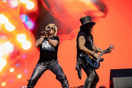 Guns N’ Roses a dat startul turneului mondial cu un show în Abu Dhabi