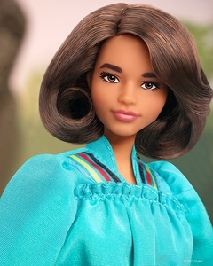 Wilma Mankiller, lider al naţiunii Cherokee, onorată cu o păpuşă Barbie - FOTO
