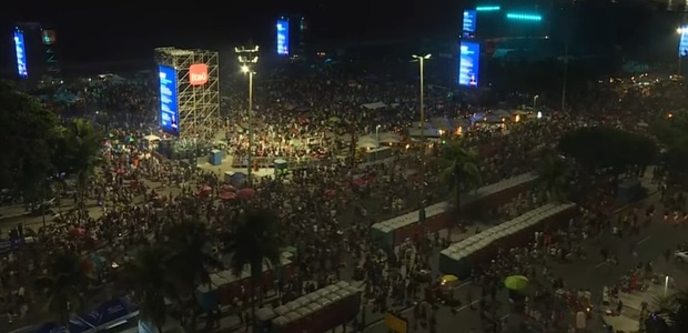 Cel mai mare concert al Madonnei a transformat plaja Copacabana din Rio de Janeiro într-un imens ring de dans - VIDEO