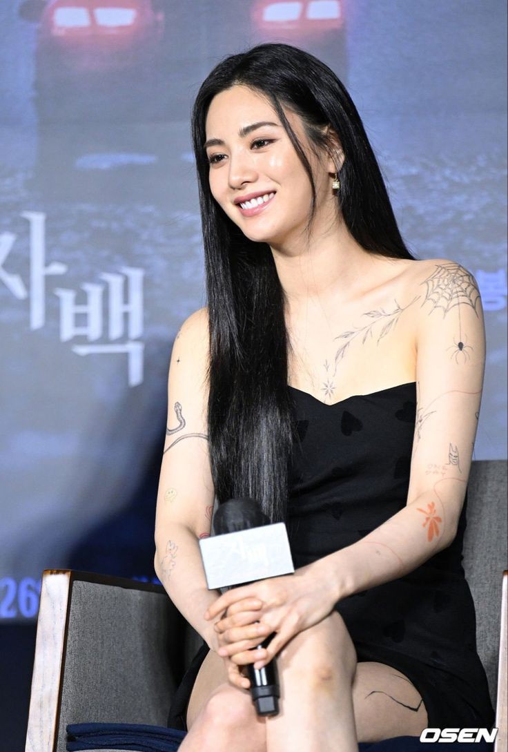 Coreea de Sud: Vedeta K-pop Nana a imobilizat un hoț la domiciliu