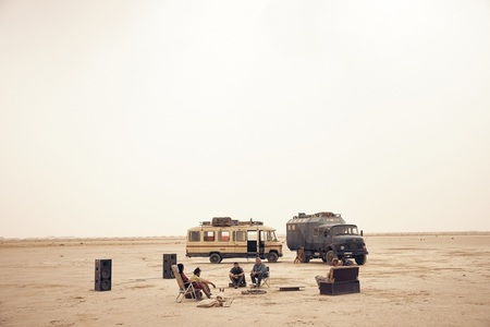 „Sirāt”, un thriller existenţial, premiat la Cannes, intră în cinematografele din toată ţara/ VIDEO