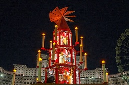 Noutăţi la Târgul de Crăciun Bucureşti 2025 - Piramidă de 10 metri înălţime, scenă felinar şi proiecţii pe faţada Palatului Parlamentului