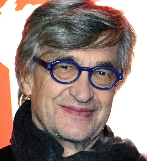 Regizorul Wim Wenders îşi clarifică poziţia după polemici: „Nu lucrăm cu mentalitatea unor oameni politici”