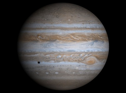 Marea Pată Roşie de pe Jupiter încălzeşte atmosfera acestei planete gazoase - studiu
