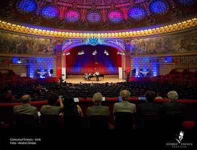 Semifinala Concursului ”George Enescu” - Secţiunea Vioară - va avea loc sâmbătă, la Ateneul Român