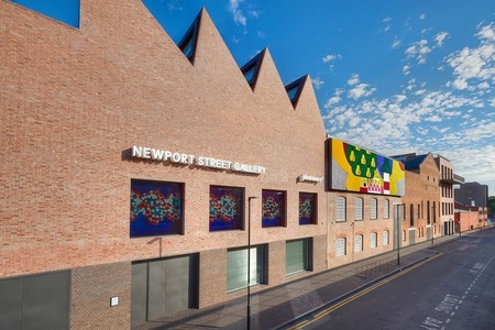 O galerie a artistului Damien Hirst a câştigat cel mai important premiu de arhitectură din Marea Britanie