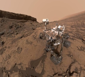 NASA analizează o defecţiune tehnică la nivelul unuia dintre dispozitivele aflate la bordul roverului marţian Curiosity