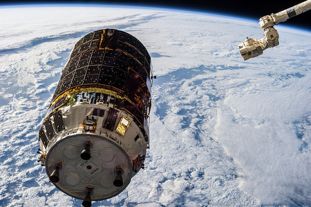 O misiune demarată de JAXA, concepută pentru a colecta deşeurile spaţiale de pe orbita terestră, a eşuat