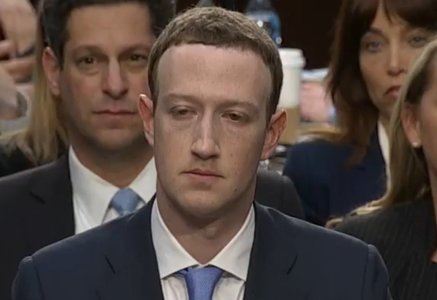Mark Zuckerberg, audiat în Congresul SUA în scandalul "Cambridge Analytica": Facebook se luptă continuu cu Rusia