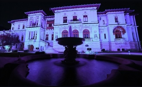 Noaptea Muzeelor la Palatul Cotroceni: Vizită gratuită în saloanele regale şi reconstituire istorico-militară