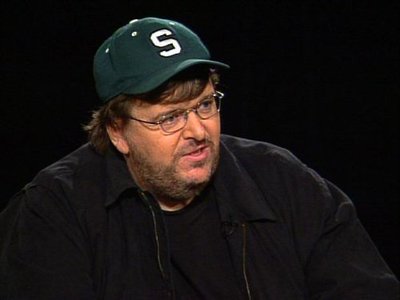 Michael Moore negociază recuperarea documentarului despre Trump de la fraţii Weinstein. Cineastul îl ameninţă din nou pe preşedintele american - VIDEO