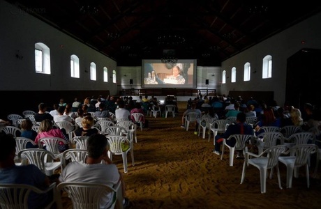 Peste 30.000 de spectatori din întreaga ţară au participat în 2018 la proiecţiile Caravanei Filmelor TIFF