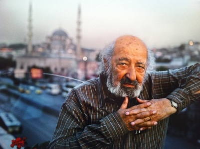 Fotograful turc Ara Güler, supranumit "Ochiul Istanbulului", a murit la vârsta de 90 de ani