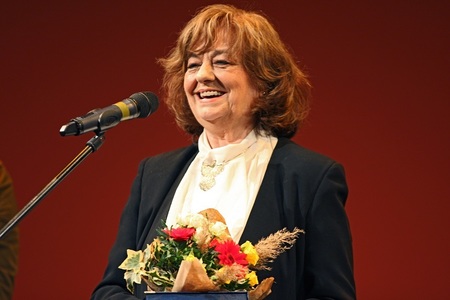 Scriitoarea Ana Blandiana, artista Lia Perjovschi, regizorul Radu Afrim, între premianţii Galei Radio România Cultural 2019