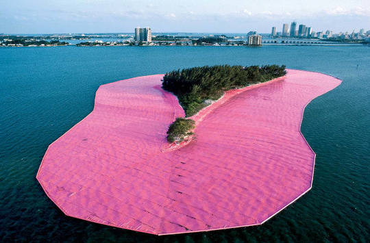 (Foto: Wolfgang Volz/ Christo şi Jeanne-Claude)