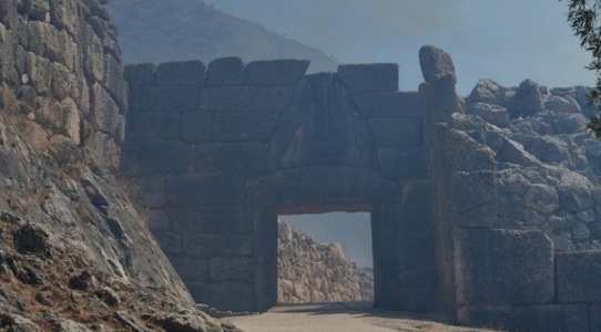 Grecia - Situl arheologic din Micene nu a fost grav afectat după incendiul de duminică