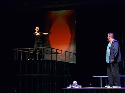 Reprezentaţiile lunii septembrie la Teatrul Naţional din Sibiu: Premiera „Bookpink”, „Faust” şi „Povestea prinţesei deocheate”