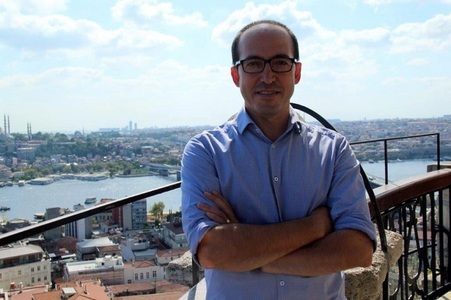 Scriitorul turc Burhan Sönmez este noul preşedinte al PEN Internaţional