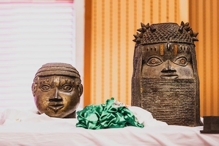Germania a restituit Nigeriei 22 de bronzuri din fostul regat Benin