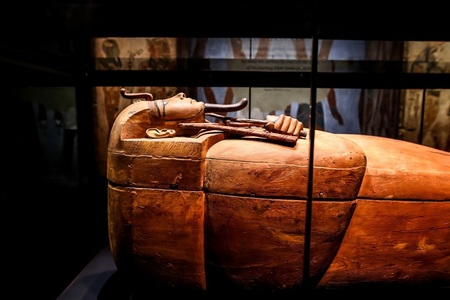 Sarcofagul lui Ramses al II-lea expus în Franţa după 47 de ani. Peste 145.000 de bilete au fost deja vândute