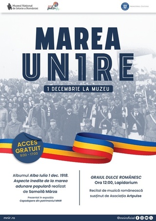 Album cu fotografii de Samoilă Mârza, între care şi singurele de la Marea Adunare Naţională de la Alba Iulia din 1 decembrie 1918, expus la MNIR