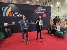 Robert Schwartz, la deschiderea Gaudeamus - „O carte nu rezolvă toate problemele noastre, dar ne ajută să le vedem mai limpede”/ Sabina Fati: „Citim pentru că avem nevoie să fim mai buni”