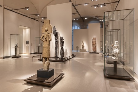 Muzeul Luvru - O inundaţie la departamentul de antichităţi egiptene a distrus 400 de opere antice