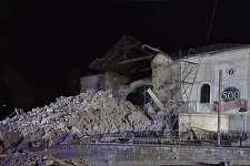 Ministerul Culturii, despre biserica prăbuşită în Sălaj: Parohia Reformată derulează un proiect de reabilitare a monumentului, în valoare de aproximativ 10 milioane lei / Zona era delimitată ca şantier / Se verifică inclusiv modul de executare a lucrărilo